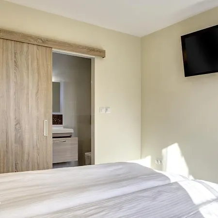 ホテル ダッチェス