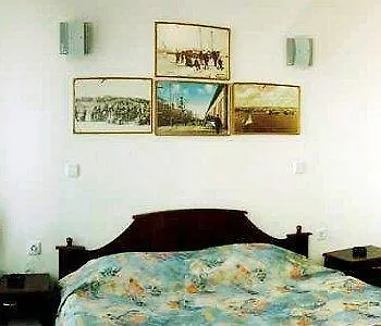 ダッチェス ホテル